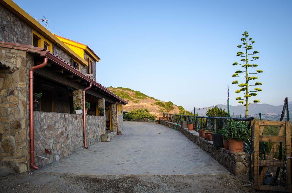 L'Aquila Villa Arbus Exteriör bild